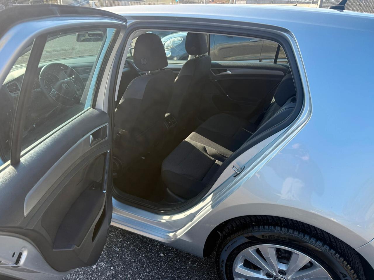 Volkswagen Golf 1.6 TDI 110 CV 5p. Highline BlueMotion Technology