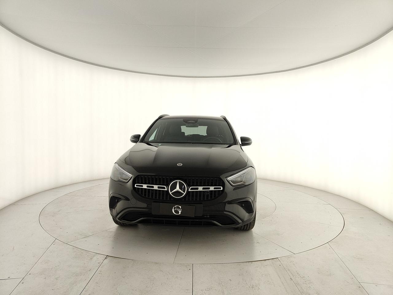 Mercedes-Benz GLA 180 d