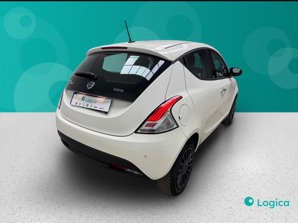 LANCIA Ypsilon III 2021 - Ypsilon 1.0 firefly hybrid Silver s&s 70c