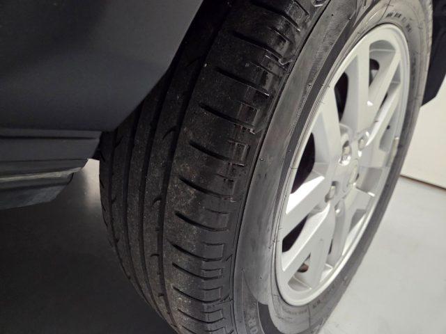 LAND ROVER Discovery 3 2.7 TDV6 HSE