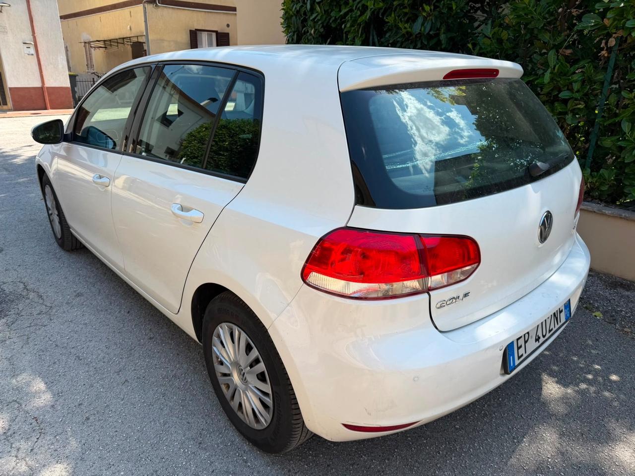 Volkswagen Golf 1.6 TDI DPF 5p. Highline