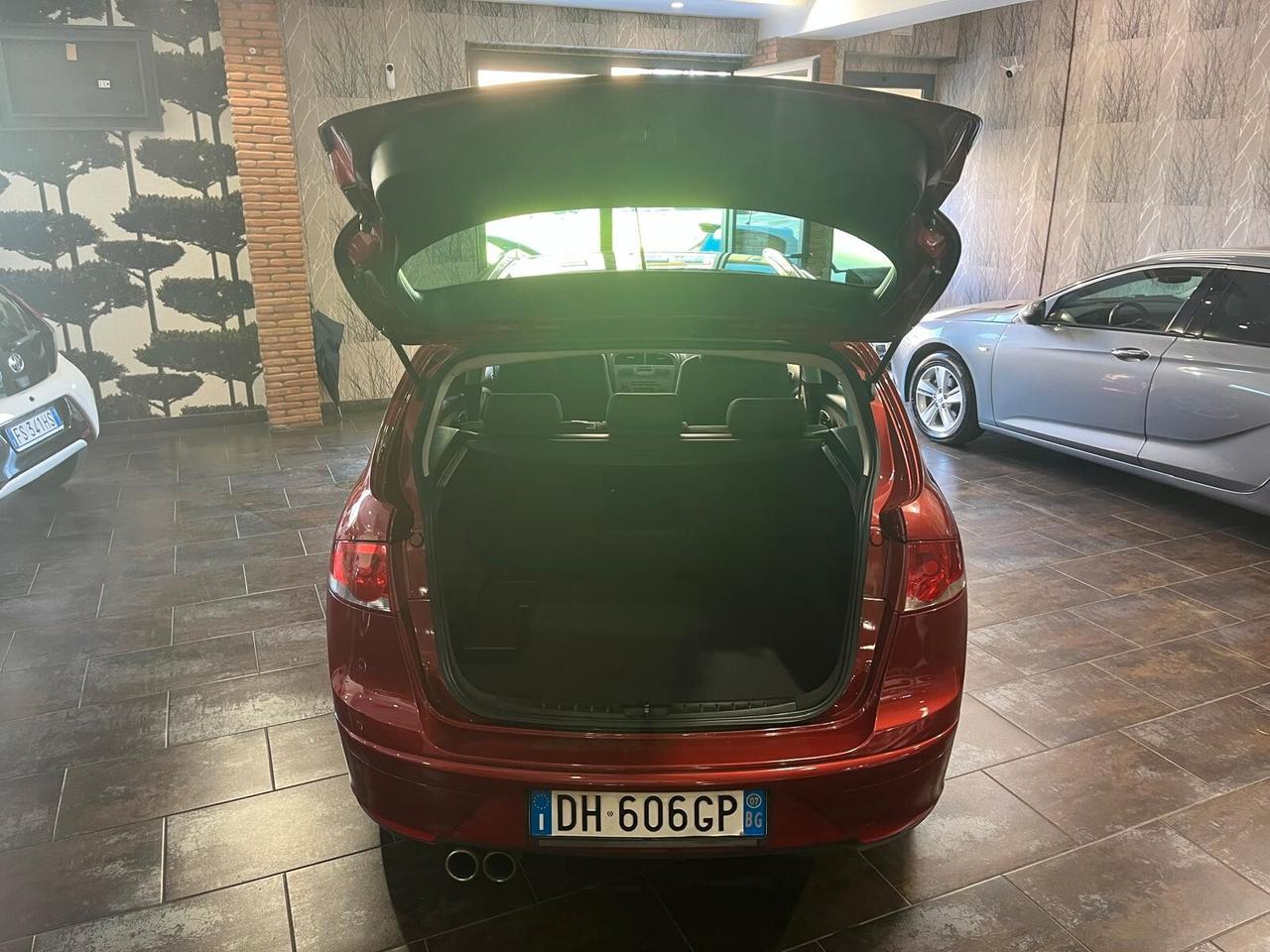 Seat Altea XL 1.6 Reference Dual