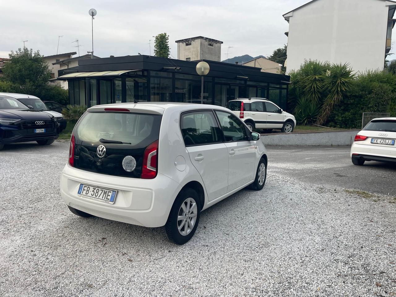 VOLKSWAGEN UP - SOLO 55 000 KM - UNICO PROPRIETARIO