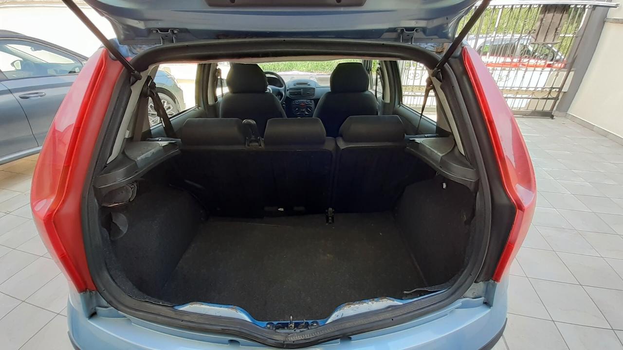 Fiat Punto 1.2 benzina 5 porte CLIMA Neopatentati