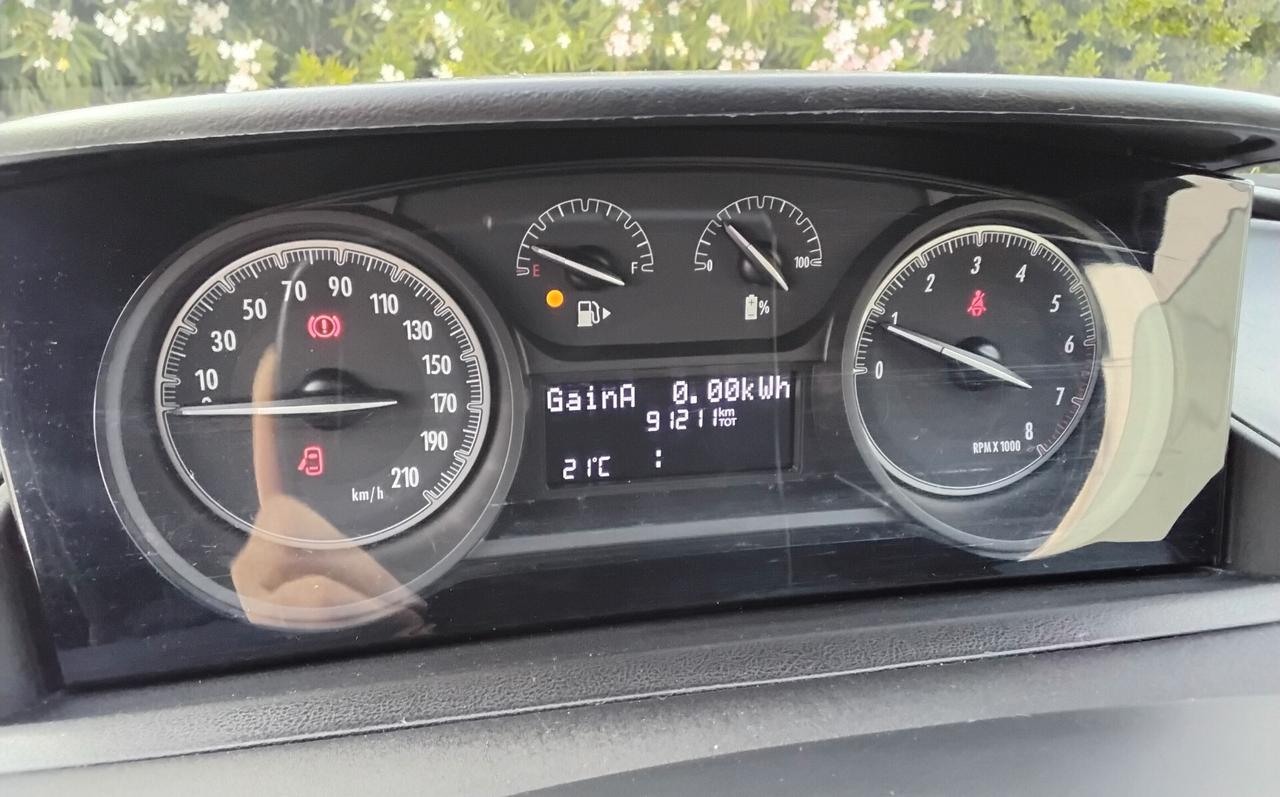 Lancia Ypsilon 1.0 FireFly 5 porte S&S Hybrid Ecochic Silver