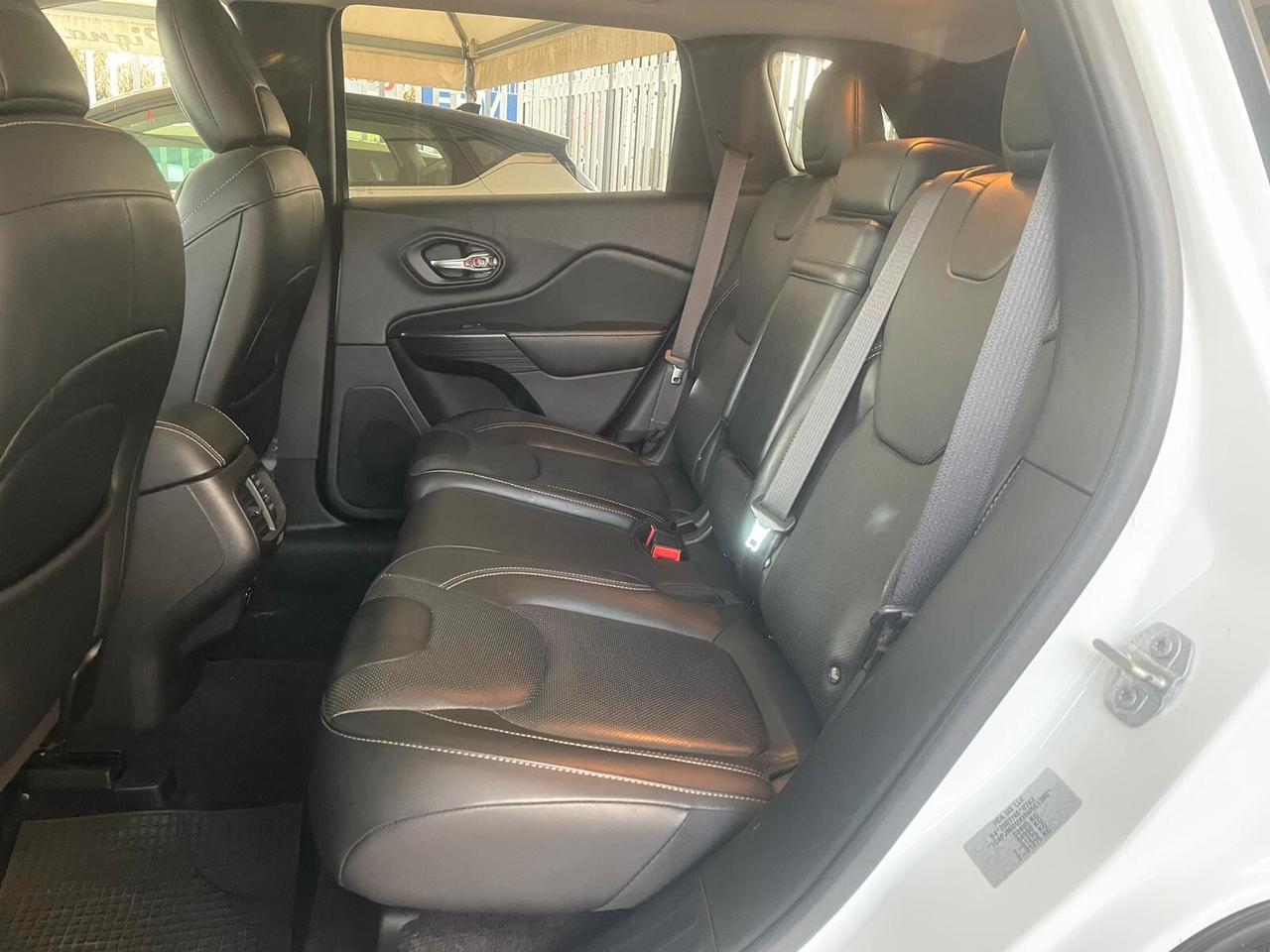 Jeep Cherokee 2.2 Mjt II 4WD Active Drive I Night Eagle