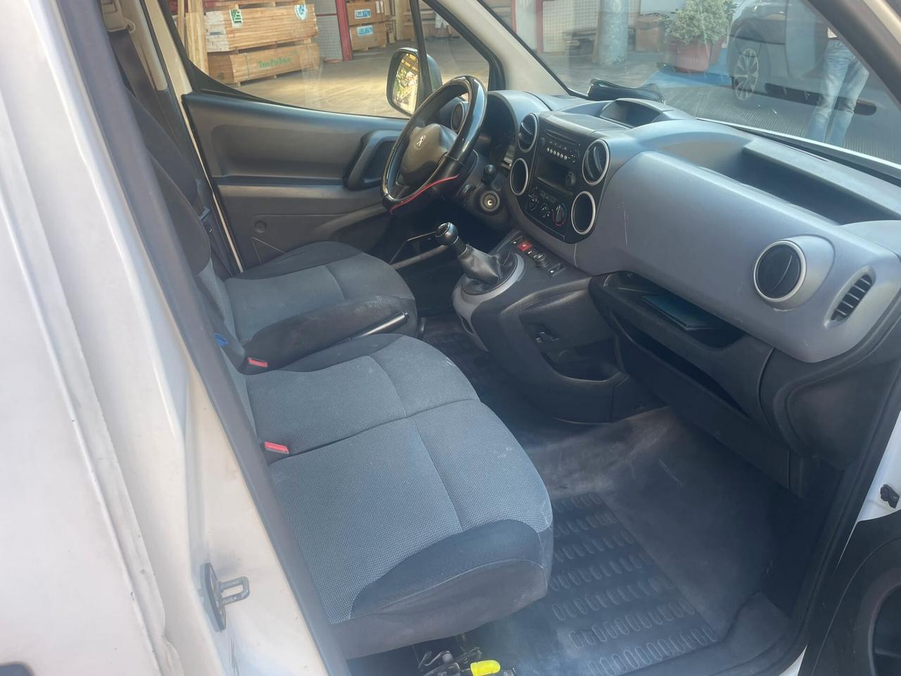 Peugeot Partner BlueHDi 100 3 posti Furgone Premium