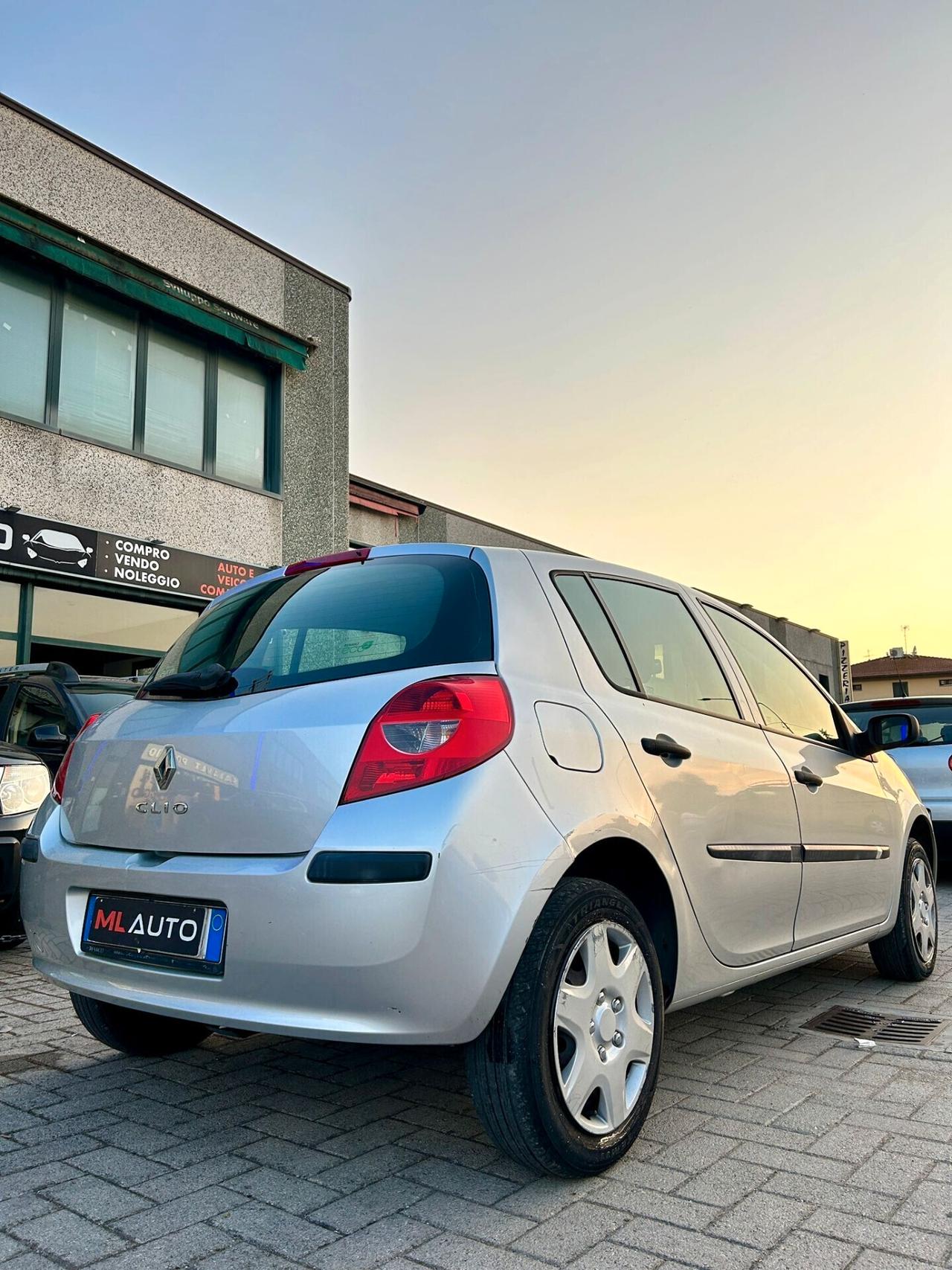 RENAULT CLIO 1.2 - OK NEOPATENTATI