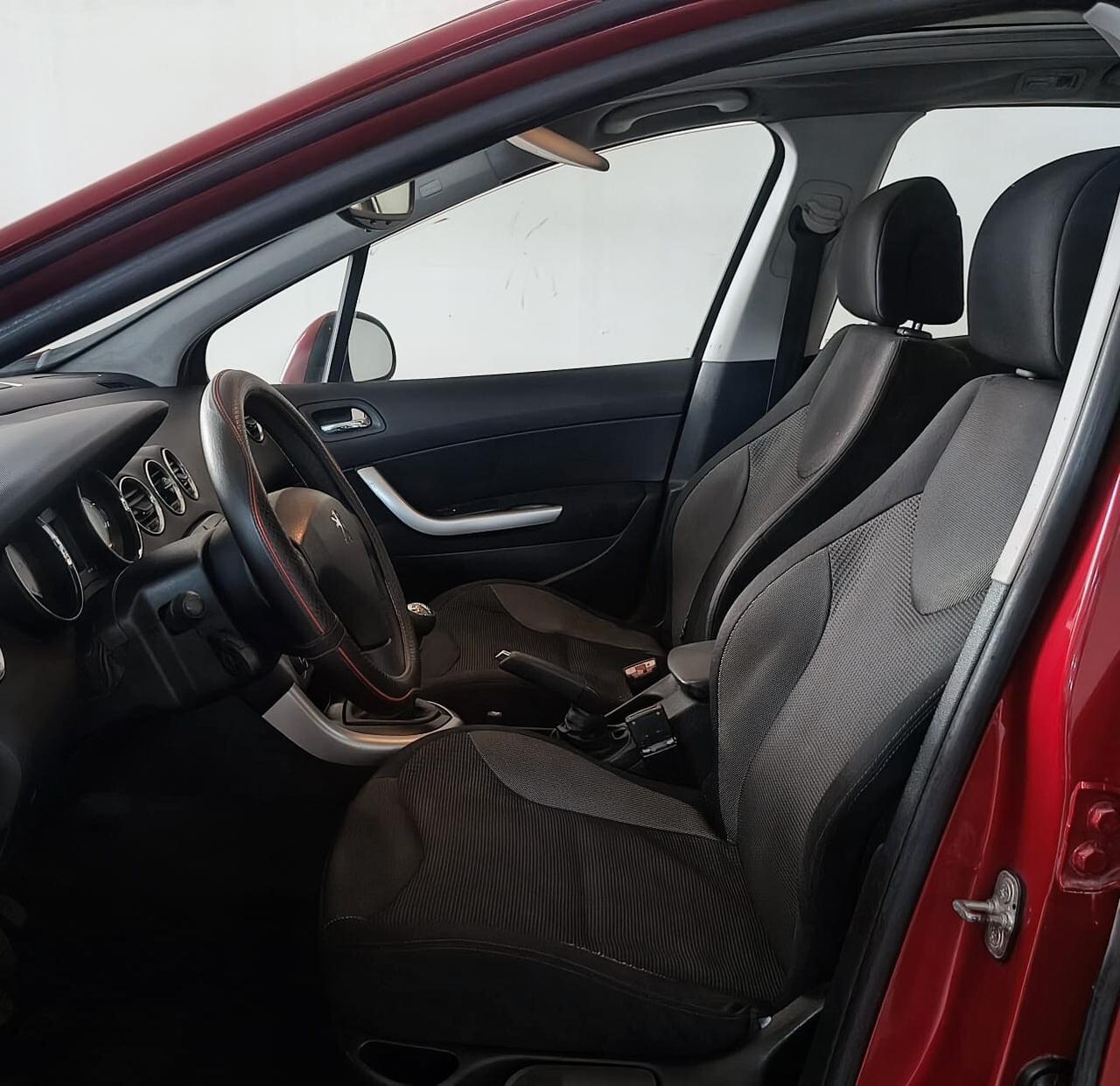 Peugeot 308 1.6 HDi 90CV 5p. Premium