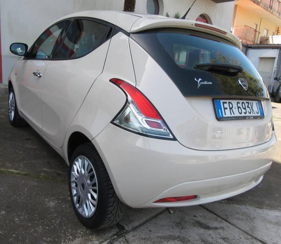 Lancia Ypsilon 1.3 mjt Gold s&s 95cv