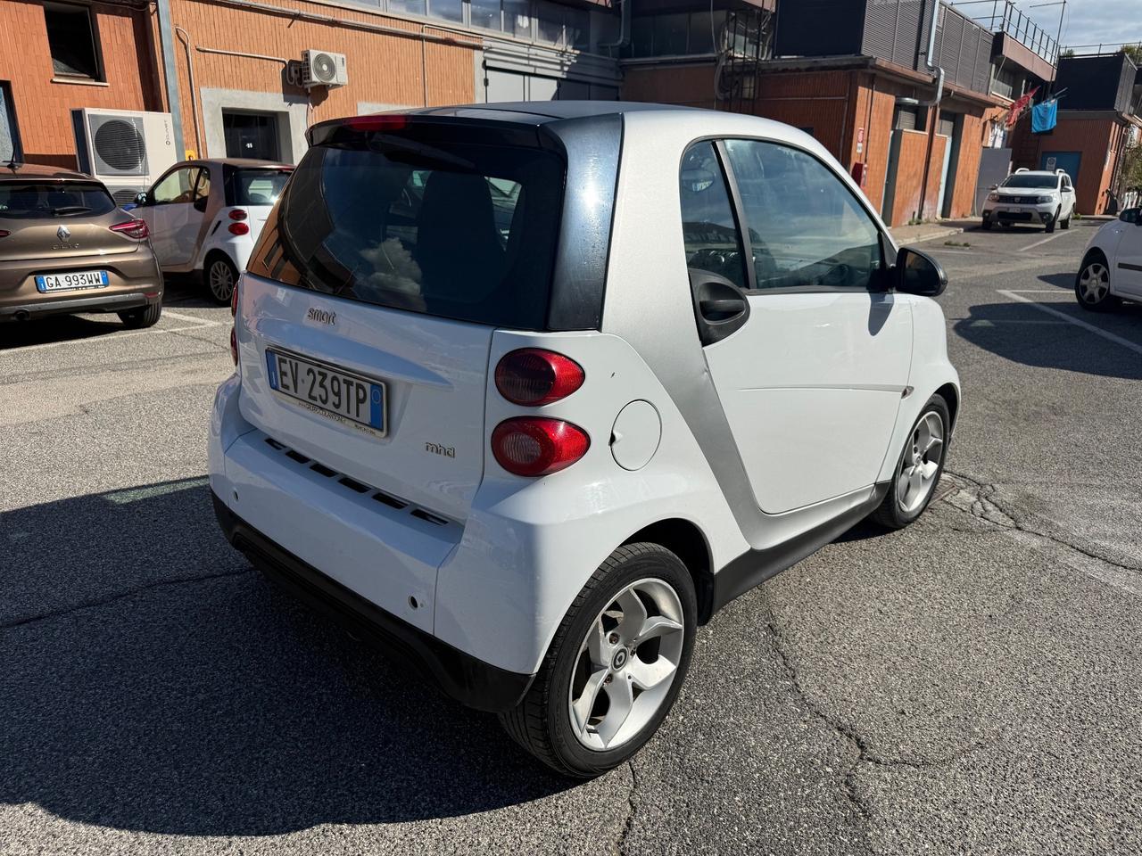 Smart ForTwo 1000 62 kW coupé passion