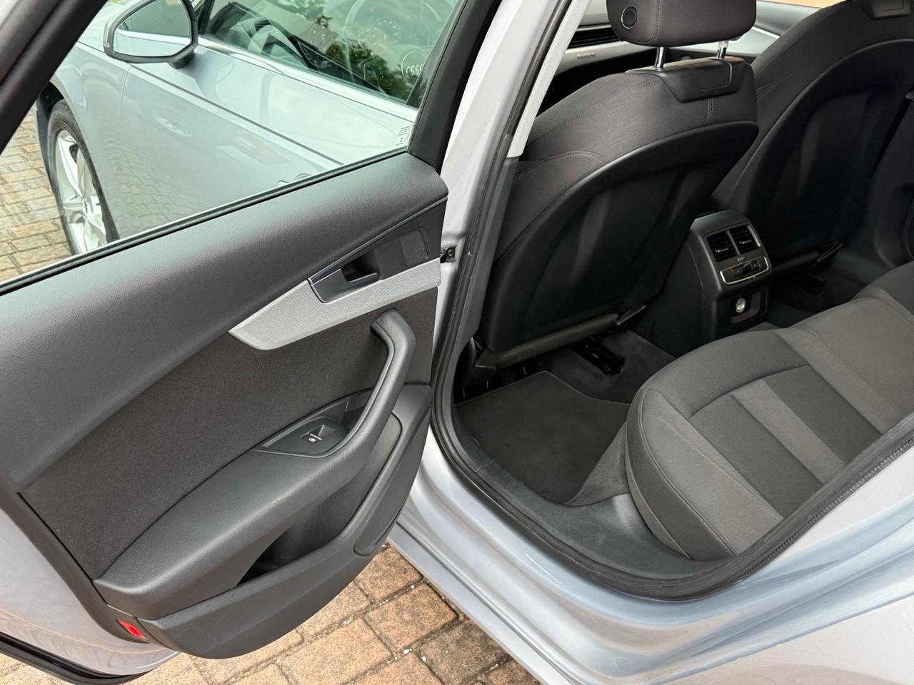 Audi A4 Avant 2.0 TDI 190 CV quattro S Line/tetto