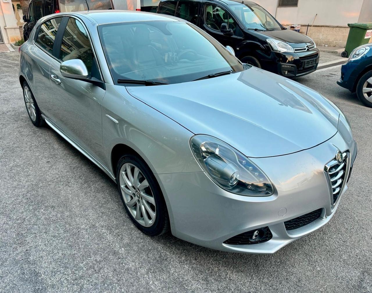 Alfa Romeo Giulietta 1.6 JTDm-2 105 CV Exclusive