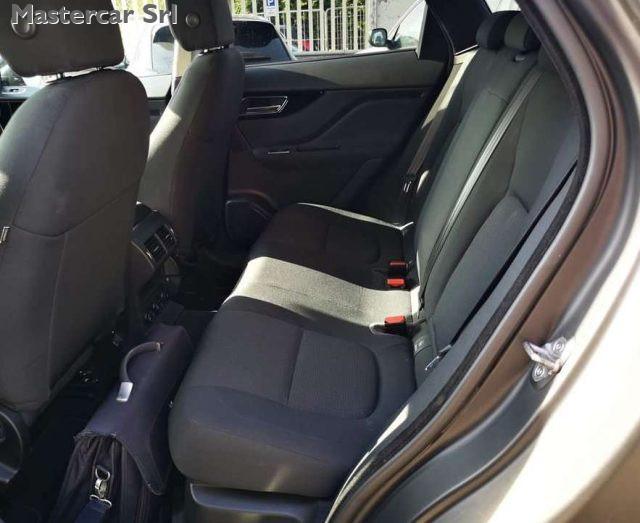 JAGUAR F-Pace F-Pace 2015 2.0d i4 Pure 163cv my20 - GB342NZ