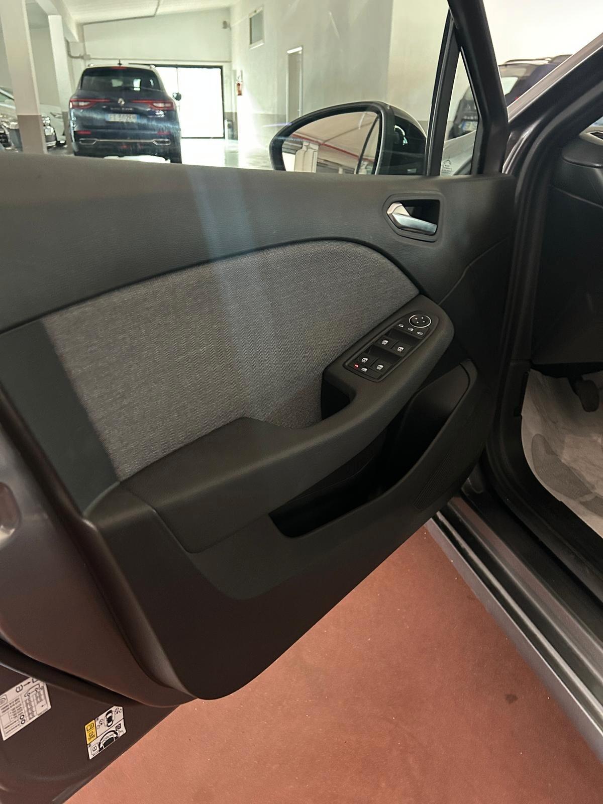 Renault Clio TCe 90 CV 5 porte Techno