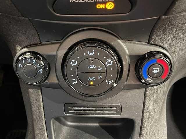 Ford Fiesta 1.2 60CV 3 porte