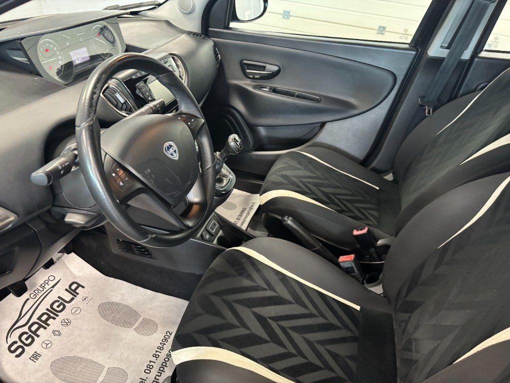 Lancia Ypsilon 1.3 Multijet 95 CV Gold