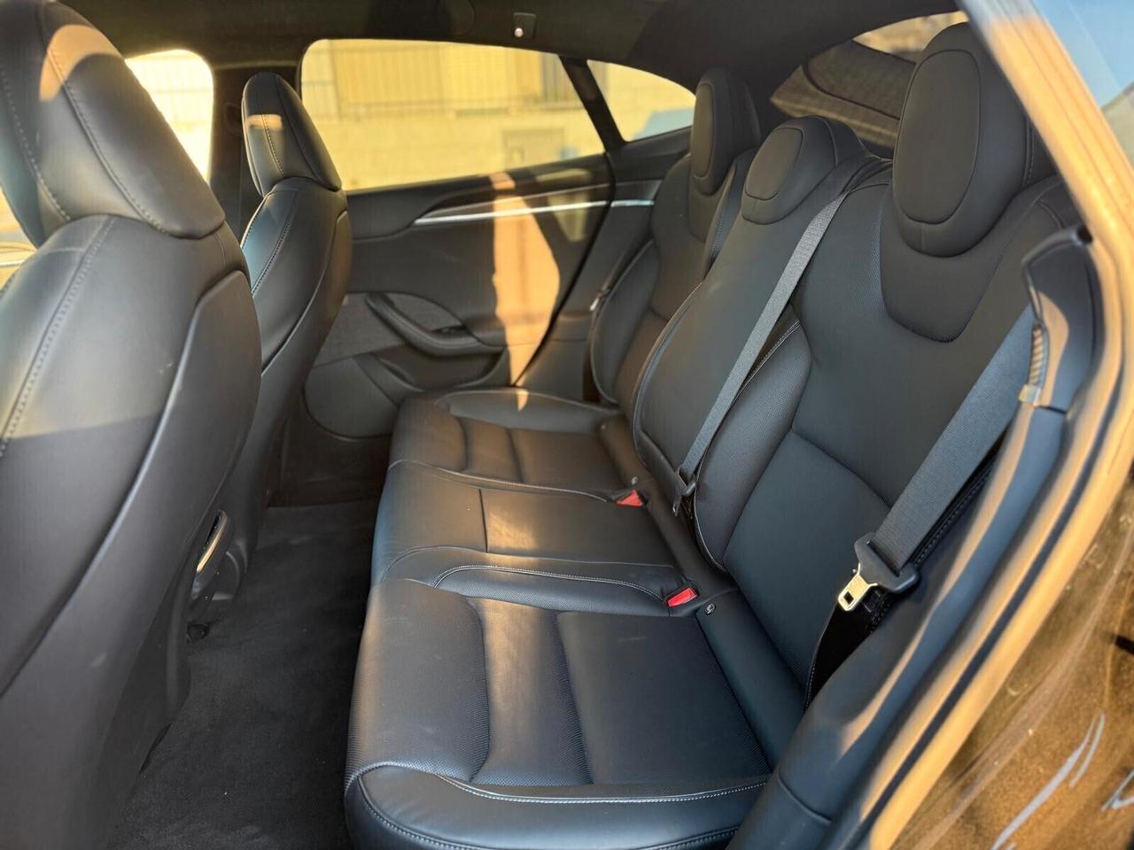 Tesla Model S 1020 cavalli Plaid