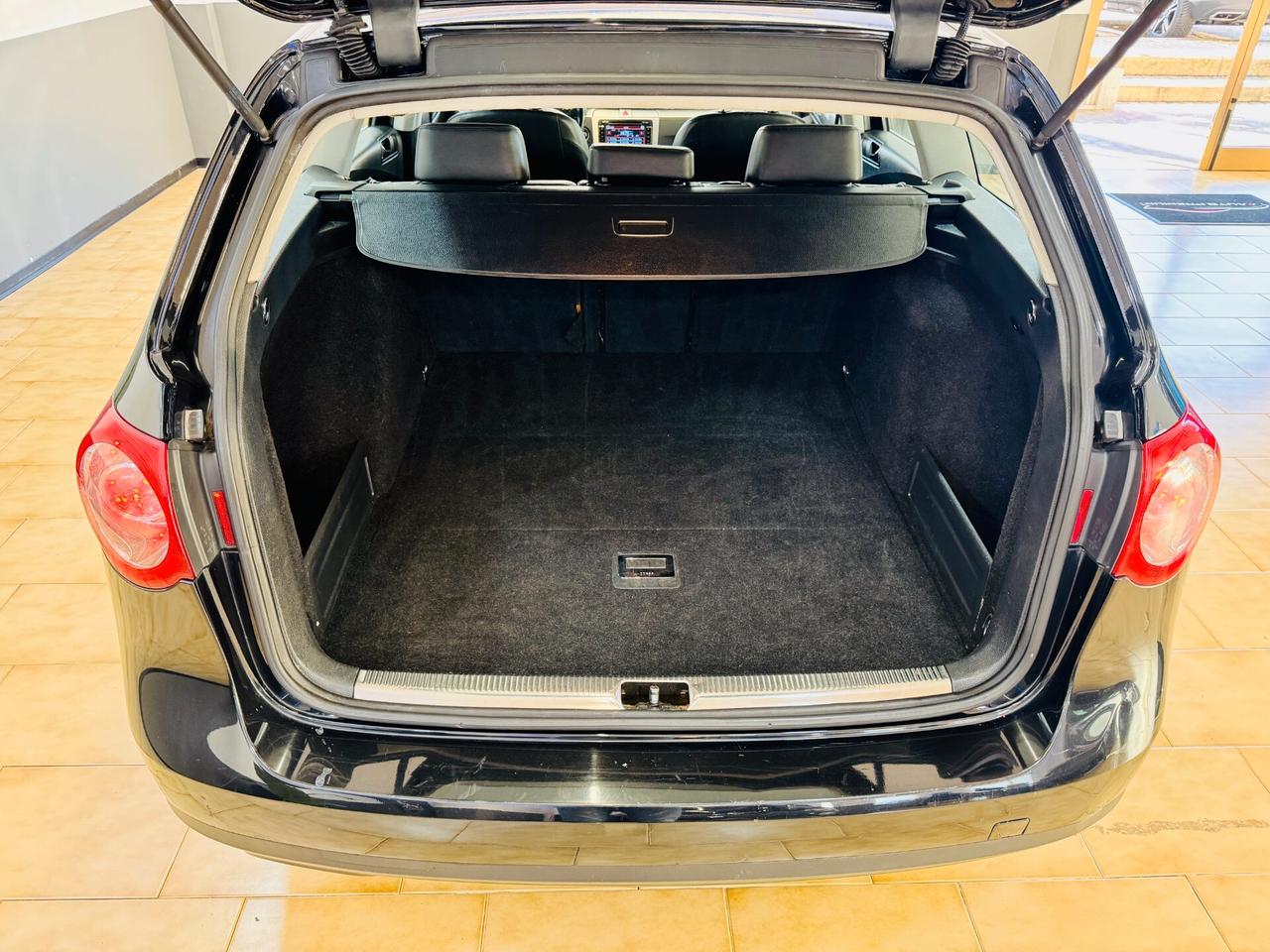 Volkswagen Passat 2.0 16V TDI Var. Comfortline