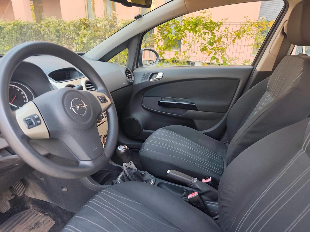 Opel Corsa 1.2 Benz 5 porte euro 4
