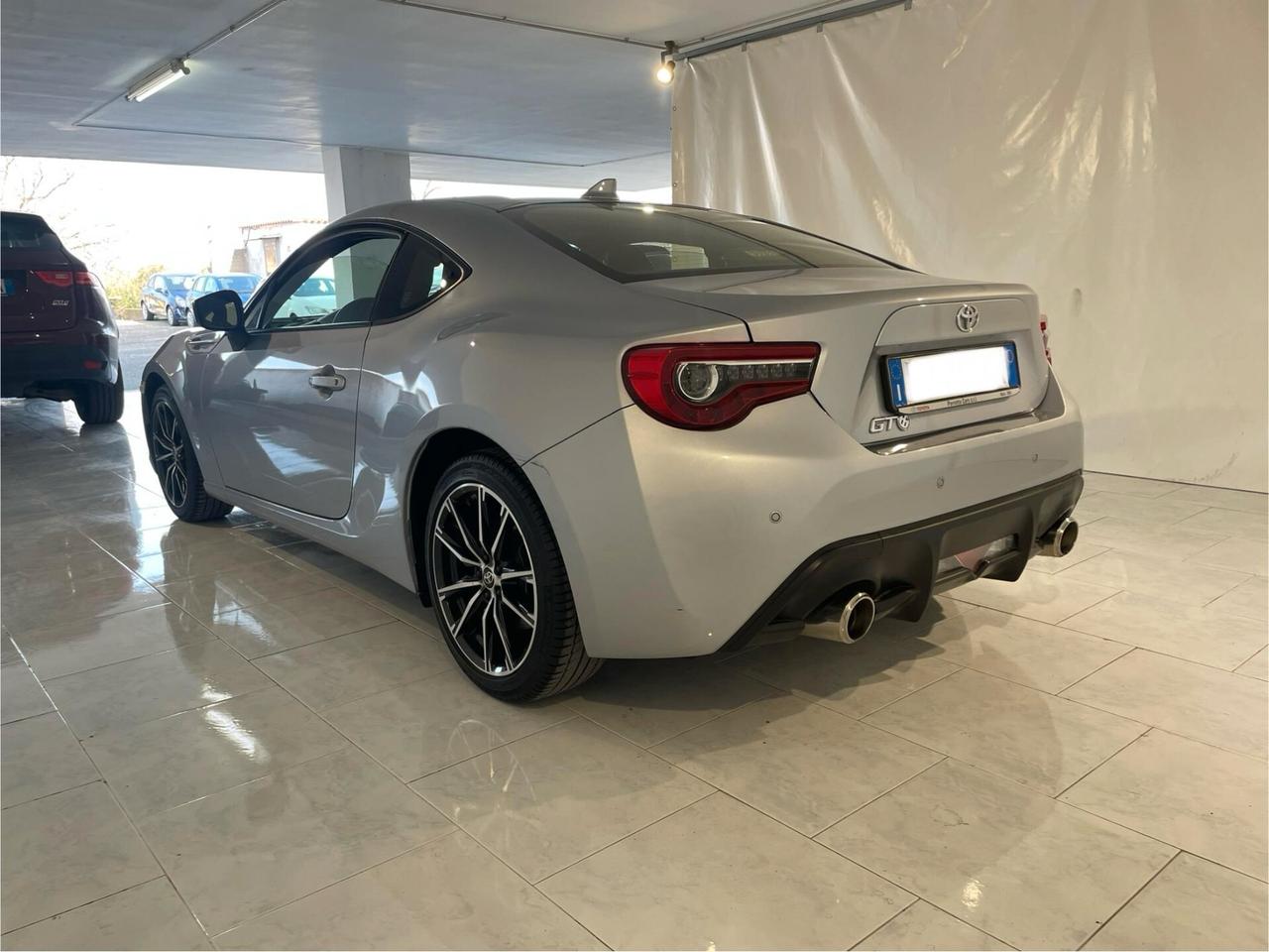 Toyota GT86 2.0 i 200CV SCAMBIO PERMUTA