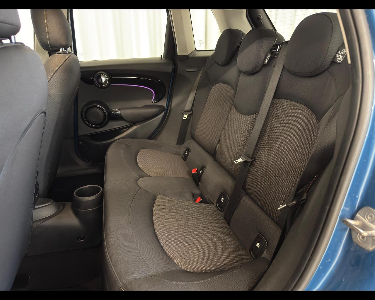 MINI Mini 5 porte (F55) - Mini 1.5 Cooper Classic 5 porte