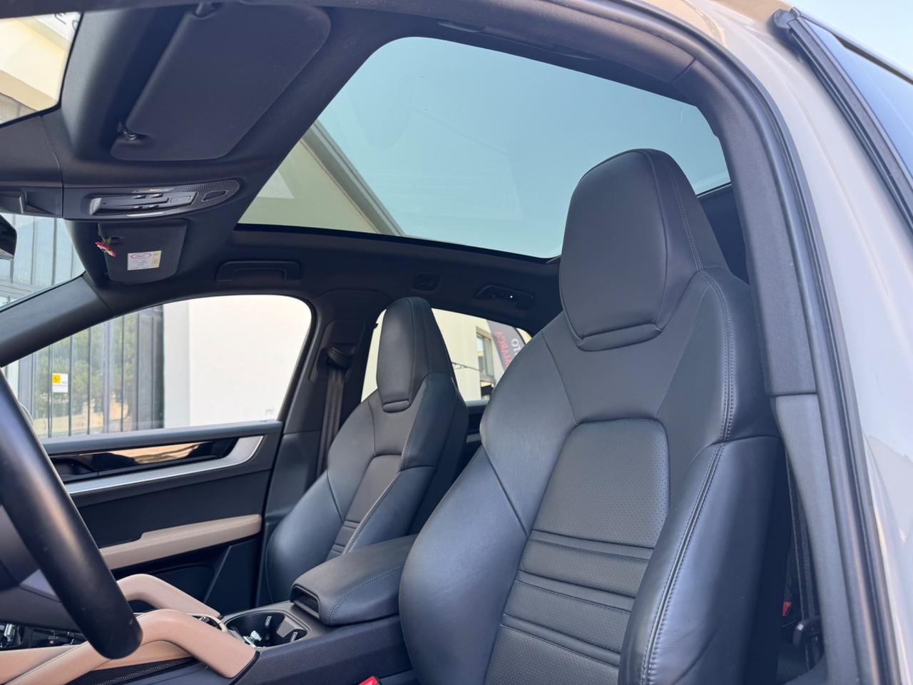 Porsche Cayenne Coupé 3.0 V6 E-Hybrid