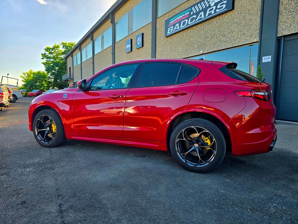 Alfa Romeo Stelvio 2.0 Turbo 280 CV Q4 VELOCE