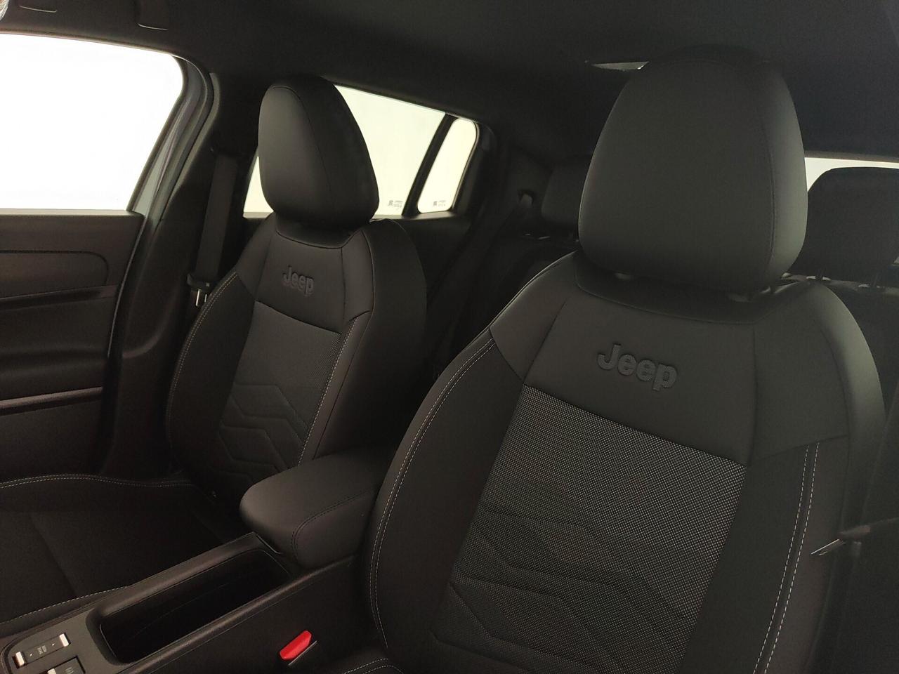 Jeep Avenger E-Hybrid BlackEdition 1.2 110cv Dct Mhev