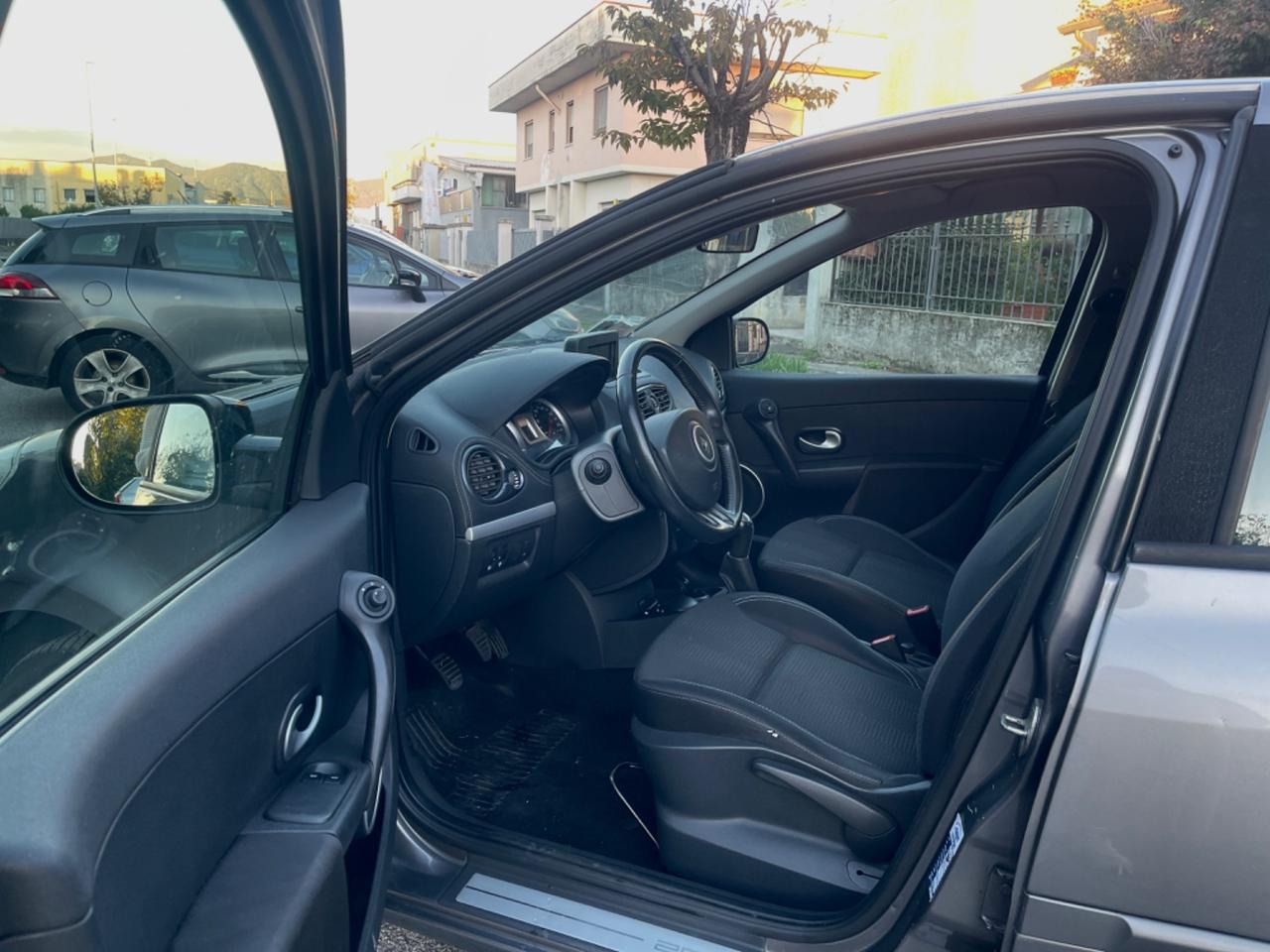 Renault Clio 1.5 dCi 75CV 5 porte Dynamique per Neopatentati