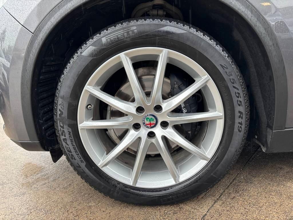 Alfa Romeo Stelvio 2.2 Turbodiesel 190 CV Executive 2020 / KM 128.000 Tua a soli 199 Euro al mese