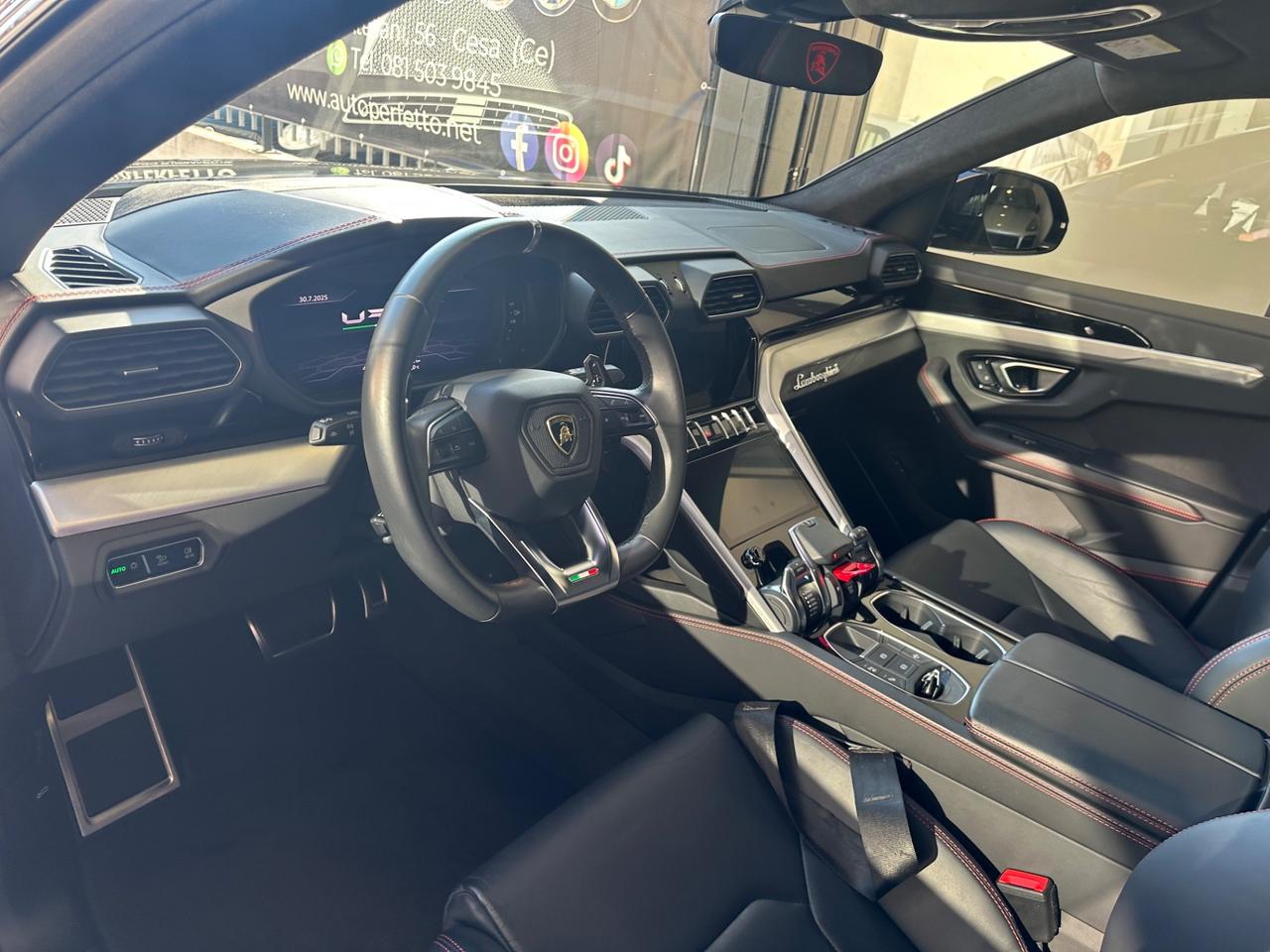 Lamborghini Urus 4.0 Pearl Capsule