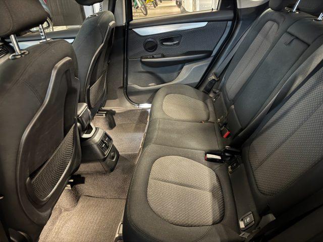 BMW 218 d Active Tourer Advantage