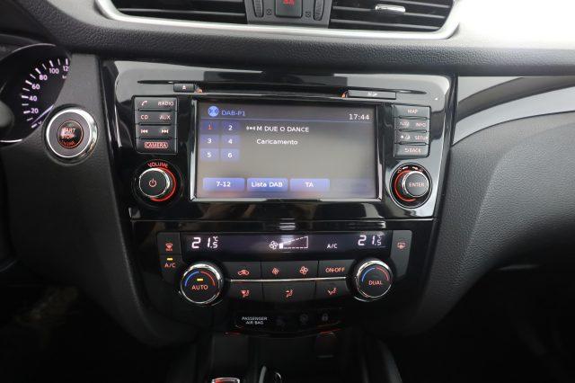 NISSAN Qashqai Qashqai 1.2 DIG-T N-Connecta