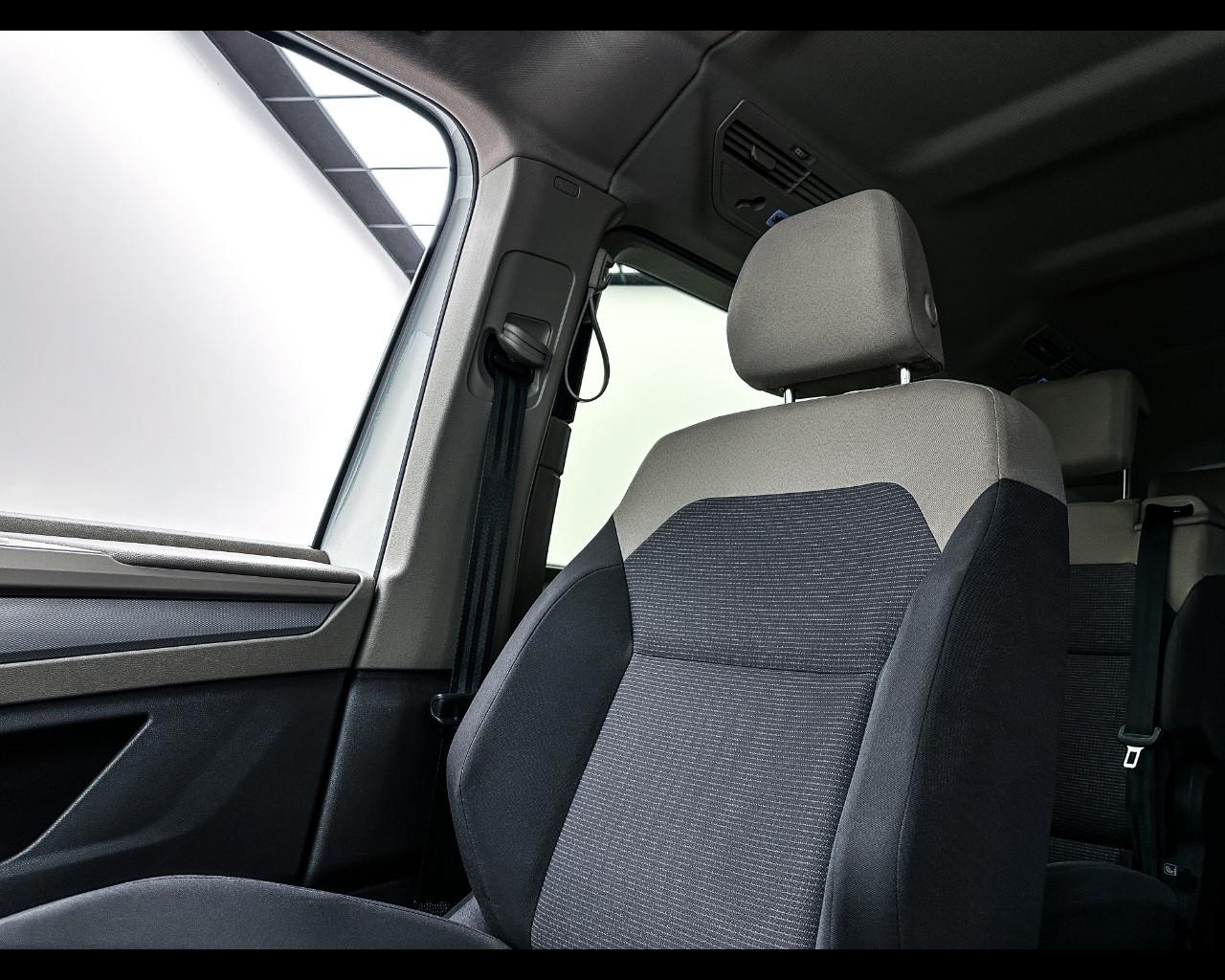 VOLKSWAGEN Multivan 7ª '21-> - Multivan 2.0 TDI 150CV DSG Space