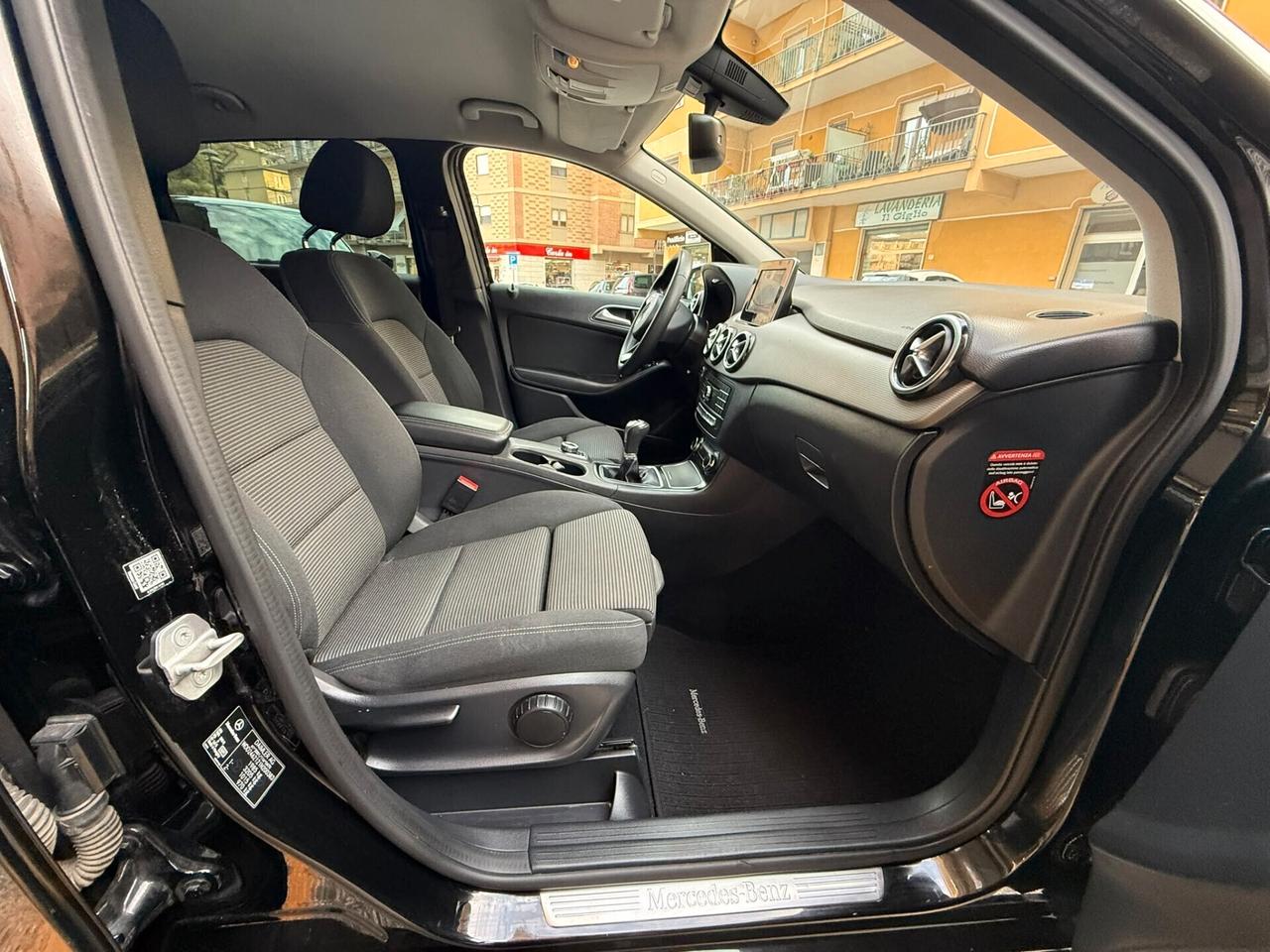 Mercedes-benz B 180D 1.5 CDI Premium