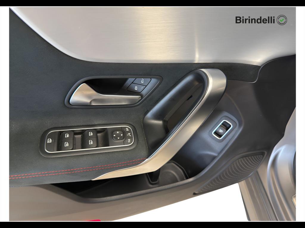 Mercedes-Benz CLA Coupé (C118) - CLA 200 d Automatic Premium