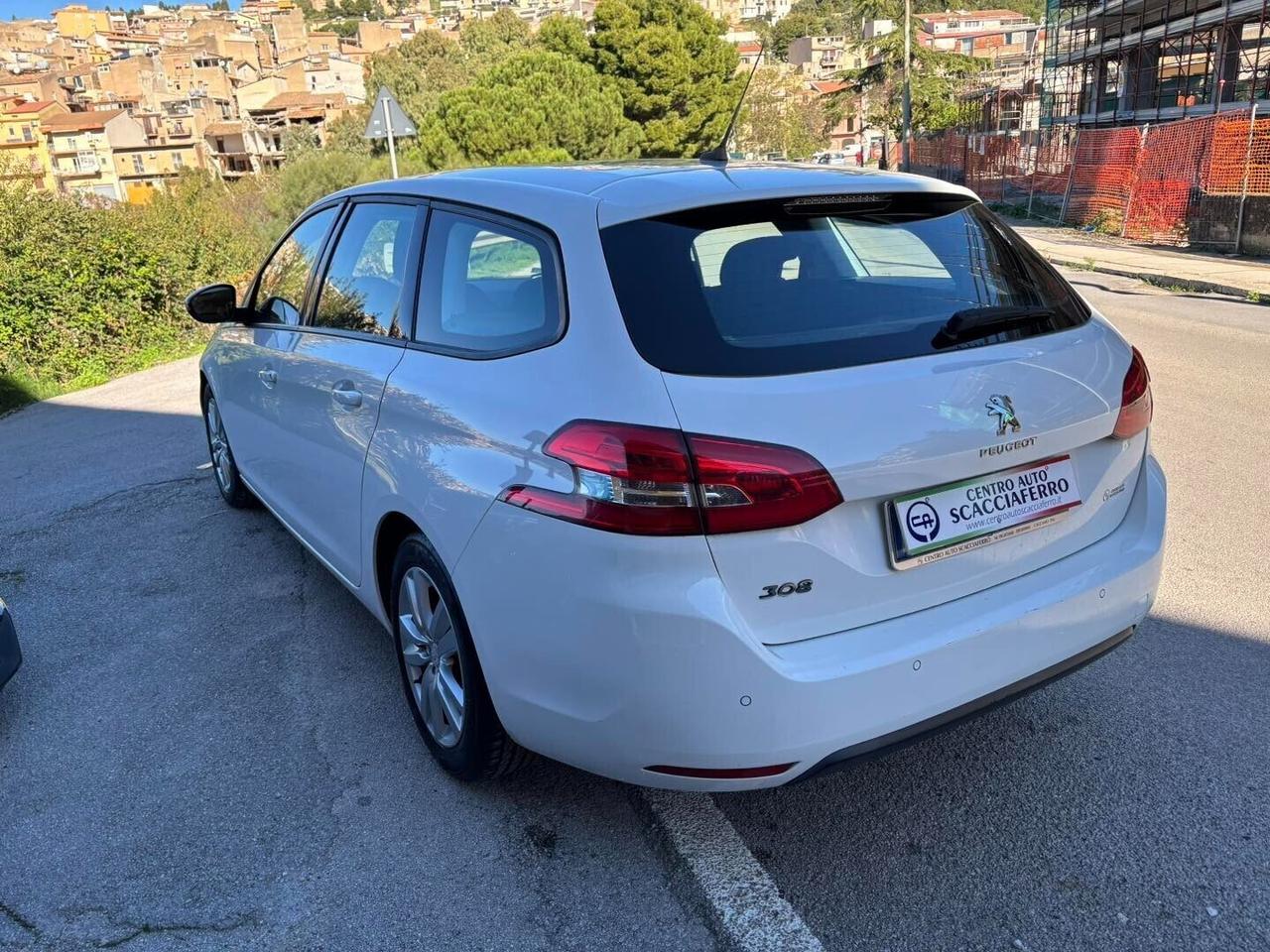 Peugeot 308 BlueHDi 100 S&S SW Active