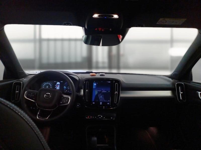 VOLVO XC40 T4 RECHARGE PLUG-IN AUTO CORE SUV