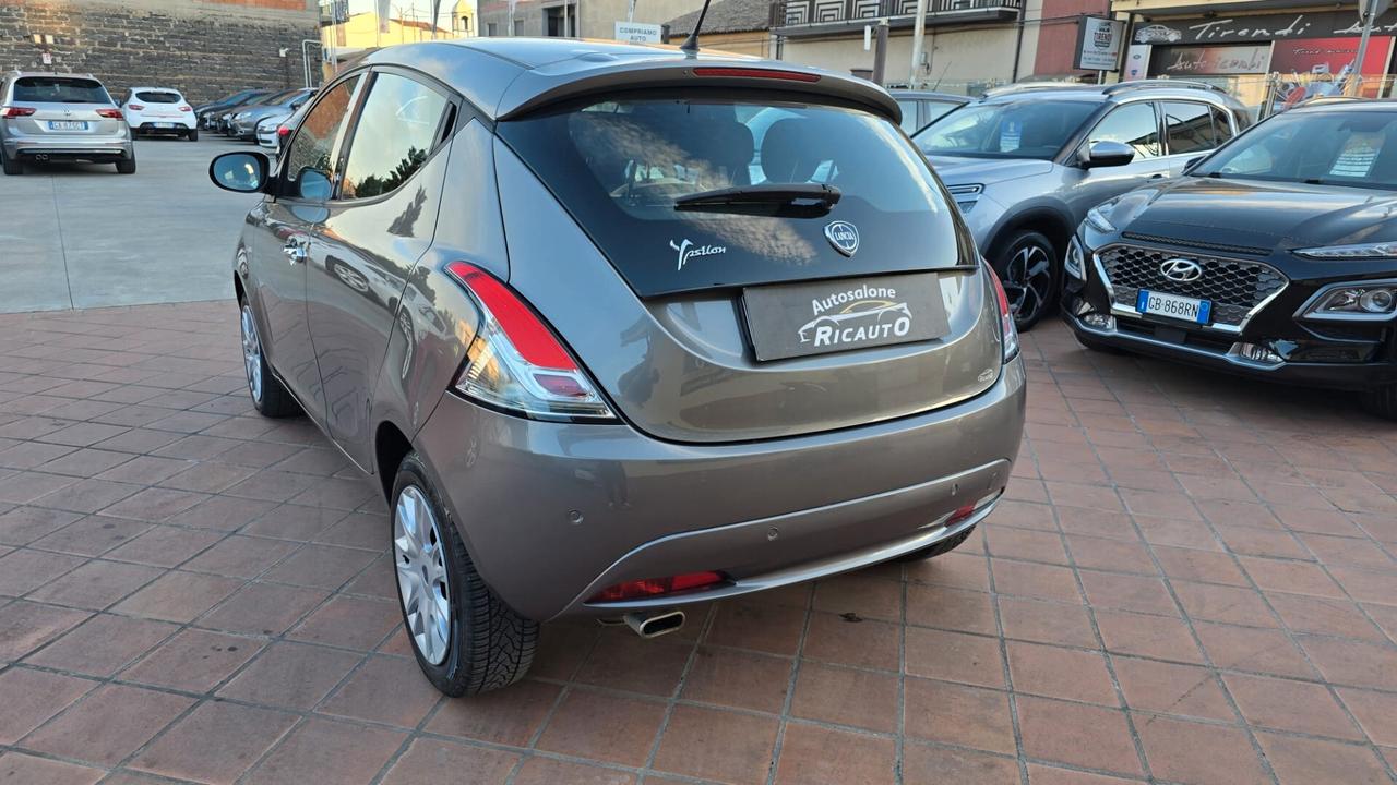 Lancia Ypsilon 1.3 MJT 16V 95 CV 5 porte S&S Gold