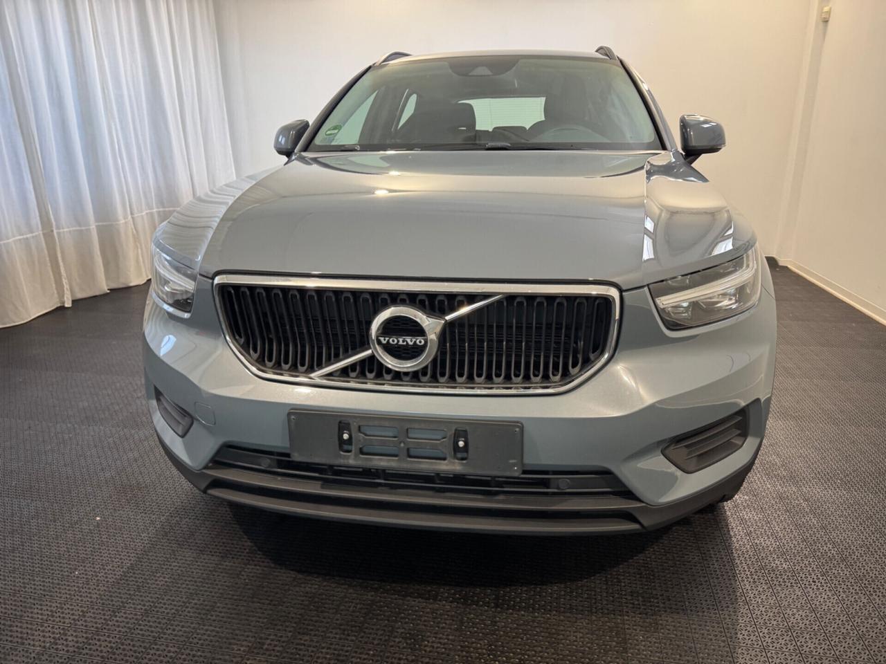 Volvo XC40 D3 Momentum Core