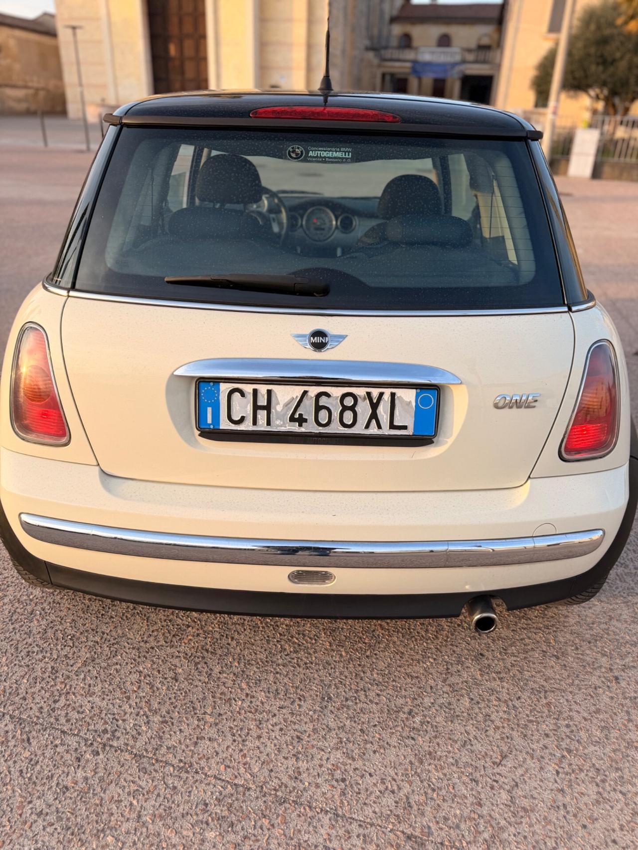 Mini 1.6 16V One neopatentati km177mila