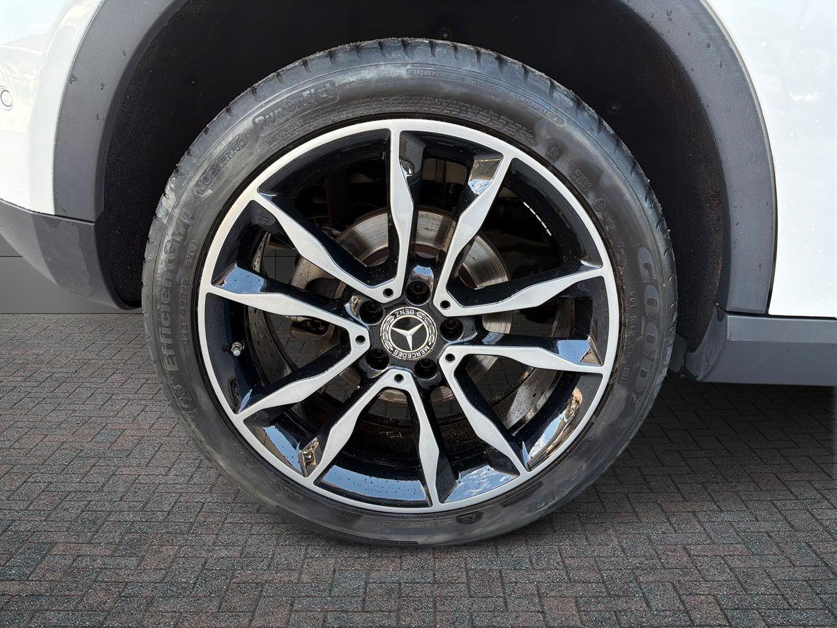 Mercedes-Benz GLA 220 d Sport 4matic 170cv auto