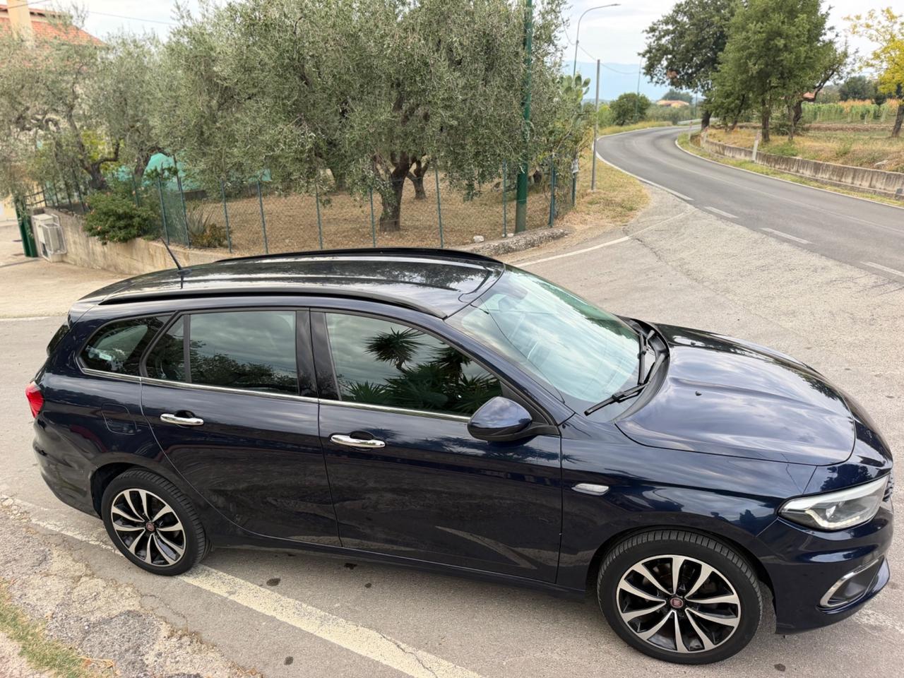 Fiat Tipo 1.6 Mjt S&S DCT SW Lounge