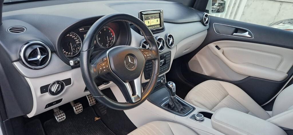 MERCEDES B 180 CDI