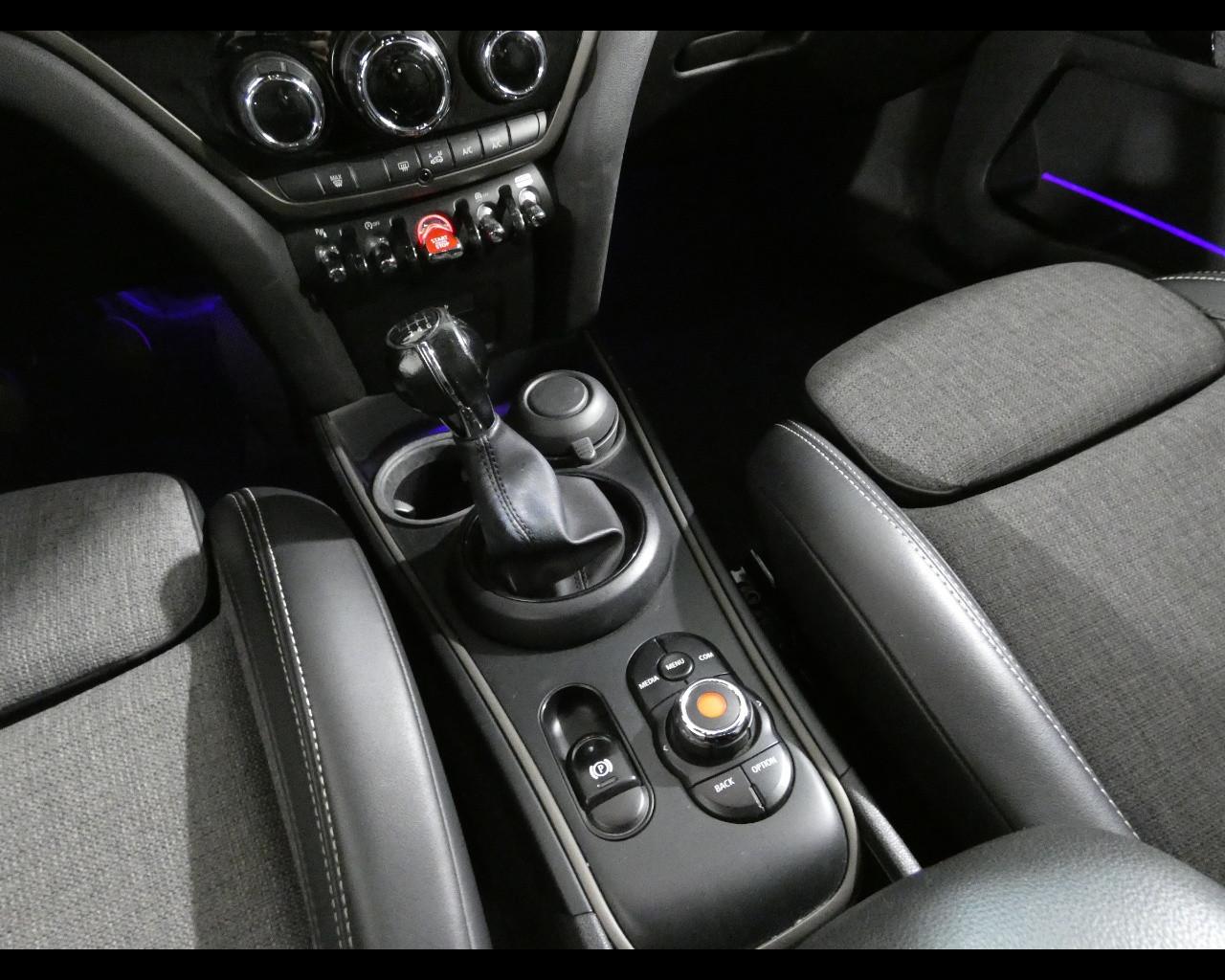 MINI Mini Countrym.(F60) - Mini 2.0 Cooper D Hype Countryman