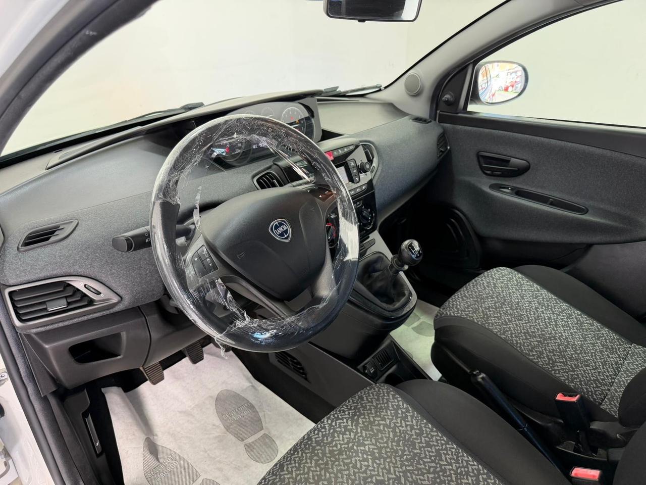 Lancia Ypsilon 1.2 69 CV 5 porte -UNIPRO-GARANTITA-2019