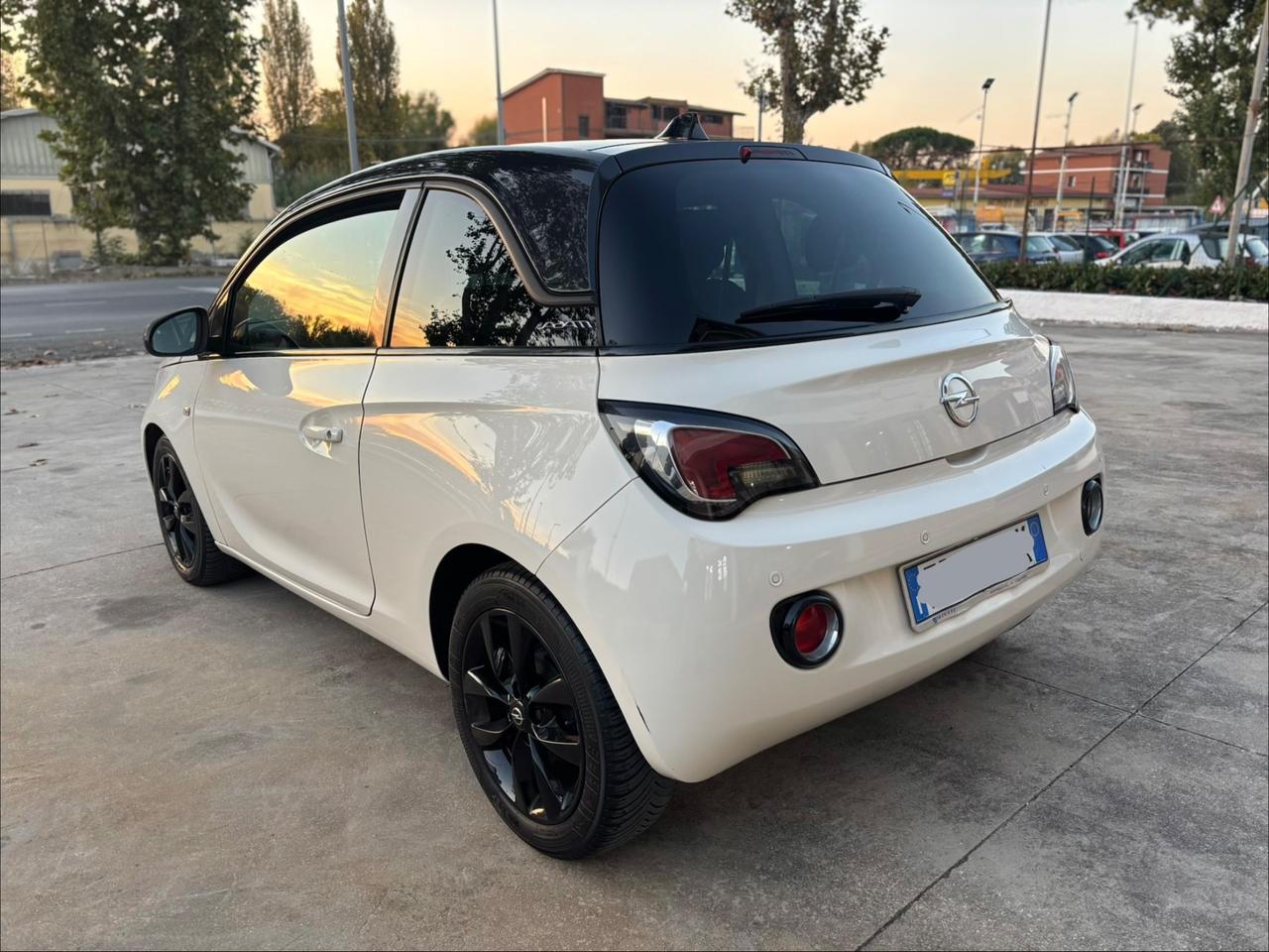 Opel Adam 1.4 87 CV GPL