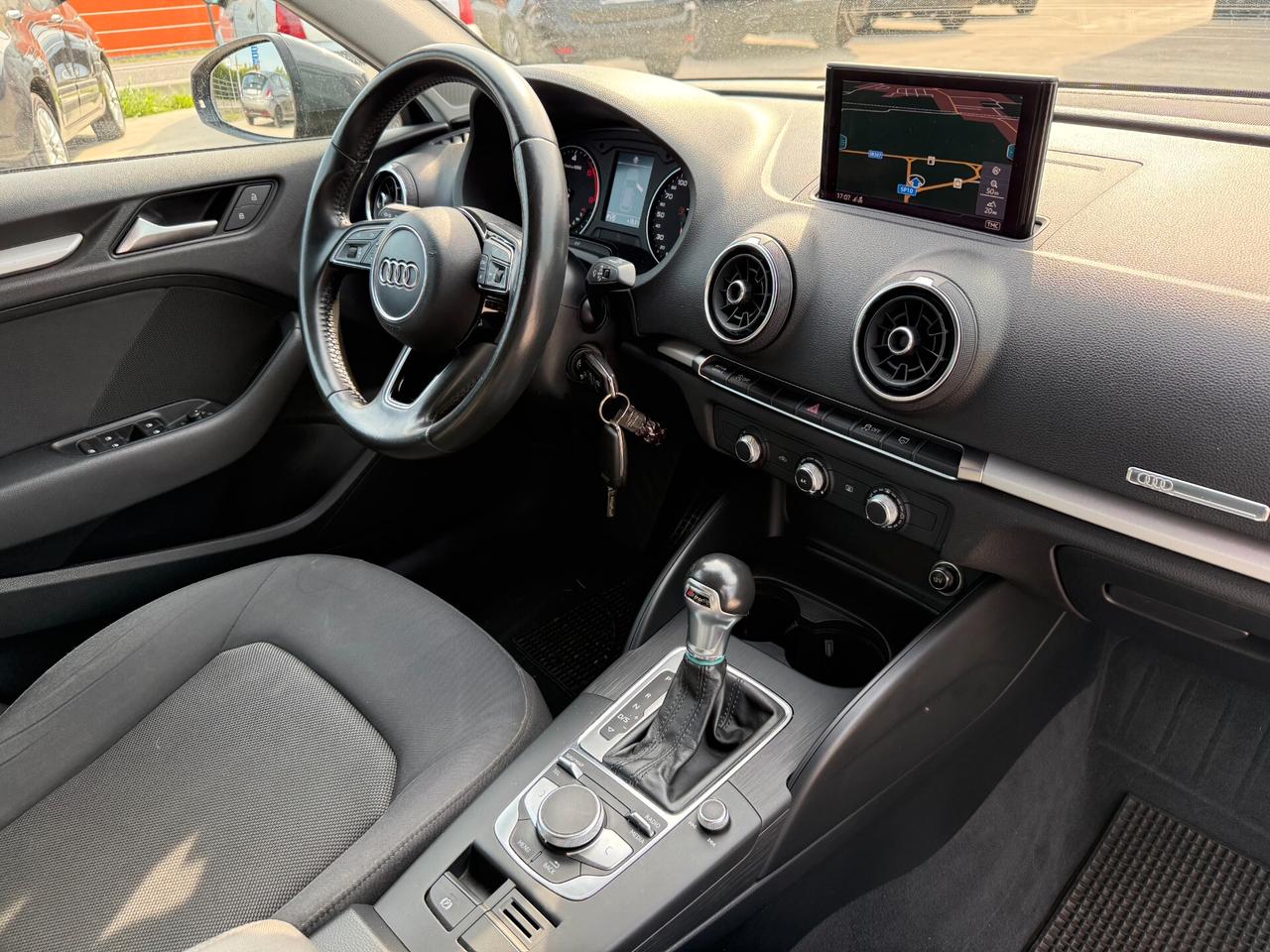 Audi A3 SPB 2.0 TDI S tronic Business