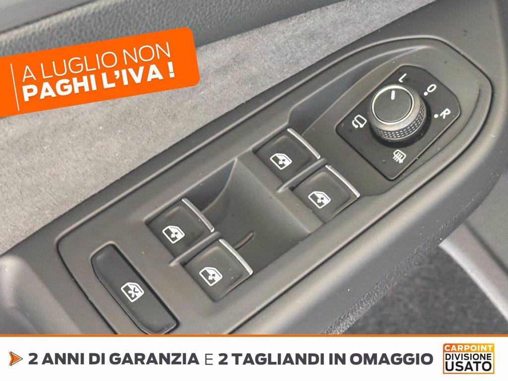 VOLKSWAGEN Golf 1.5 etsi evo style 130cv dsg del 2023